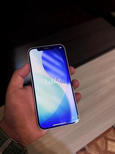 Apple iPhone: IPhone 12, Б/у, 128 ГБ, Белый, Зарядное устройство, Чехол, Защитное стекло, 71 % — 1