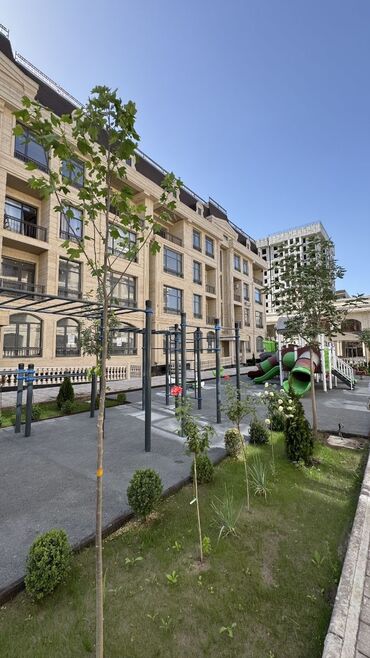 Продажа квартир: 3 комнаты, 125 м², Элитка, 4 этаж, ПСО (под самоотделку)