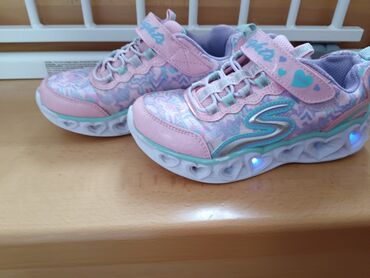 tereks patike za decu: Skechers, Size - 29, Light up at lalafo.rs tereks patike za decu: Skechers, Size - 29, Light up