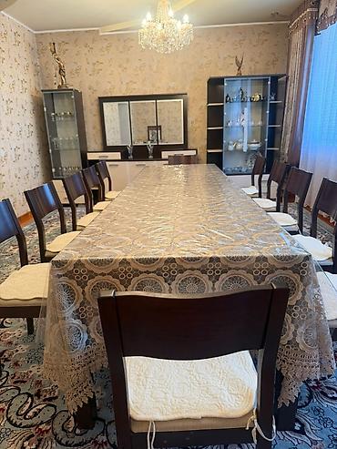 Хостелы: Просторный двухэтажный дом с классическим интерьером. - Уютные — 9