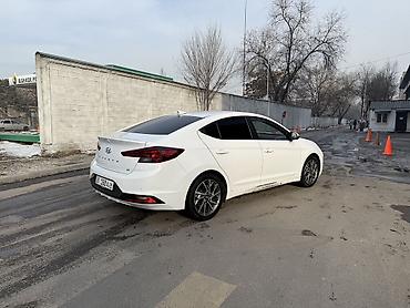 Hyundai: Hyundai Avante: 2019 г., 1.6 л, Робот, Бензин, Седан — 5