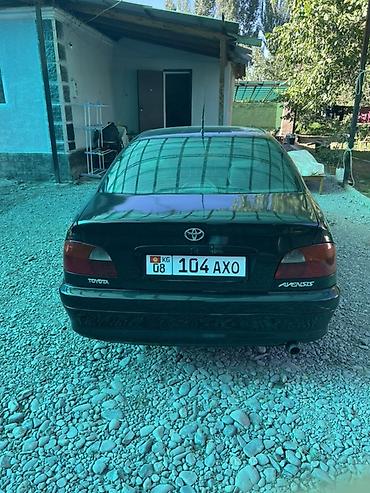 Транспорт: Toyota Avensis: 1998 г., 1.6 л, Механика, Бензин, Седан — 2
