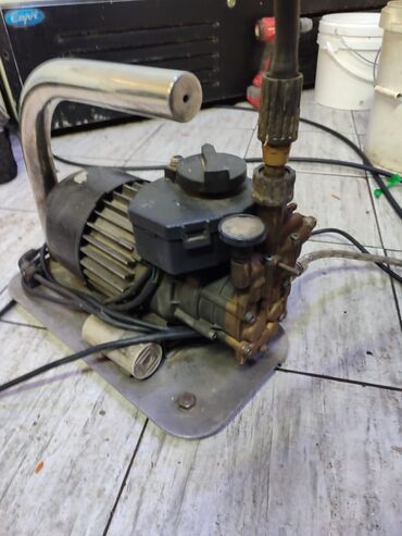 Монтаж и замена сантехники: Монтаж и замена сантехники Больше 6 лет опыта — 21