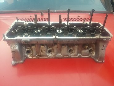 Auto delovi: Glava motora Lada 2105,2107 Riva motor 1300 cm3 broj 3. Skinuto sa — 1