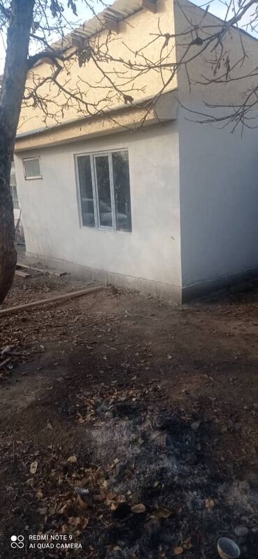 продаю дом в киргизии 1: 70 м², 3 комнаты, Старый ремонт Без мебели
