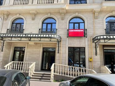 помещения для офиса: Сдаю Офис, 240 м², В жилом комплексе, С отдельным входом
