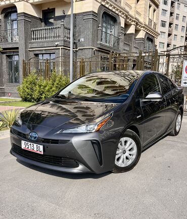 Toyota: Toyota Prius: 2020 г., 1.8 л, Вариатор, Гибрид, Хэтчбэк