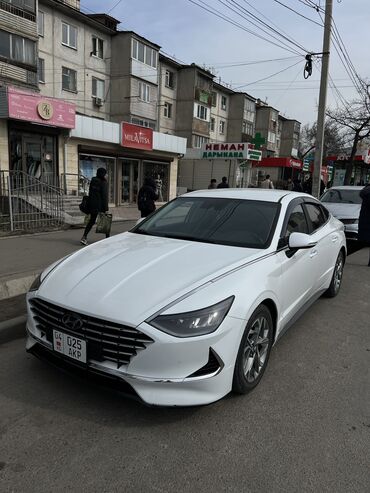 hyundai sonata прадаю: Hyundai Sonata: 2019 г., 2 л, Автомат, Бензин