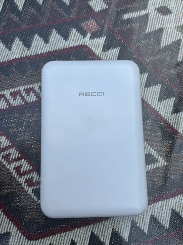 iphone 15 divar kağızları: Powerbank 10000 mAh, Yeni