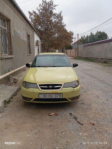 Daewoo: Daewoo Nexia: 1.5 l | 2009 il Sedan — 1