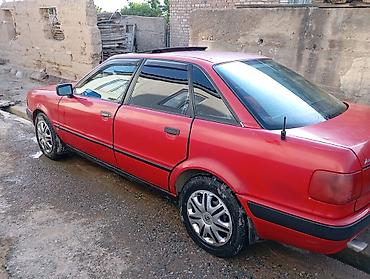 Audi: Audi 80: 1992 г. — 13