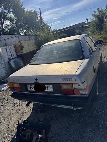 диска ипсум: Audi 100: 1984 г., Механика, Бензин, Седан — 1