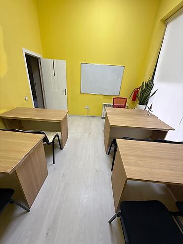 Ofis dəst mebeli: Ofis mebelləri dəsti - Resepsiyon stolu: Ön hissəsi ağ və taxta — 17