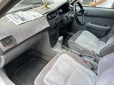 маржан лед: Toyota Corolla: 1997 г., 1.3 л, Автомат — 4