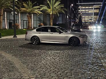 BMW: Böyük manitor Boyük gozik 4 knopkadan ibaratdi Head up (elektron — 17