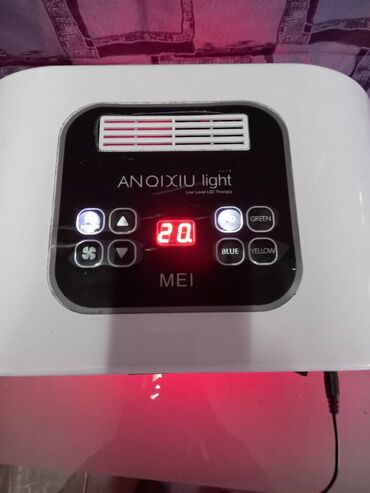 Ostali aparati za negu lica: LED therapy.
Made in Germany, savršeno ocuvana i savršeno radi — 5