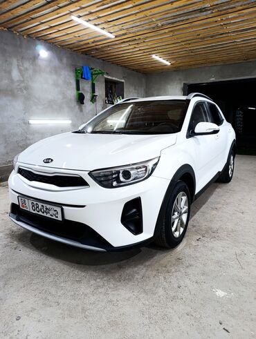 Kia: Kia Stonic: 2019 г., 1.4 л, Автомат, Бензин