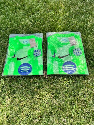 boks elcekleri qiymeti: Nike Yüksək keyfiyyətli Barca məşq formaları bizdə 🔥 🏃 Ən son Lamine