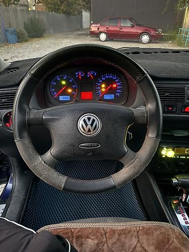 step 2: Volkswagen Golf: 2002 г., 2 л, Автомат, Бензин, Хэтчбэк — 7