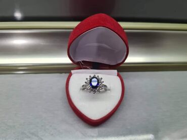 Prstenje: Prstenje 900 din — 10