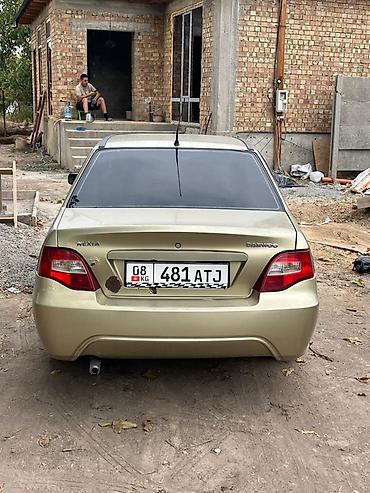 диски на део нексия: Daewoo Nexia: 2010 г., 1.5 л, Механика, Газ, Седан — 4