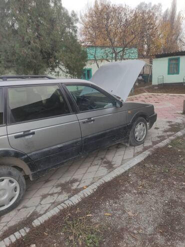 Volkswagen: Volkswagen Passat: 1995 г., 1.8 л, Механика, Бензин, Универсал