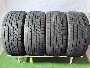 Шины: Шины 275 / 35 / R 19, Зима, Б/у, Комплект, Легковые, Япония, Bridgestone