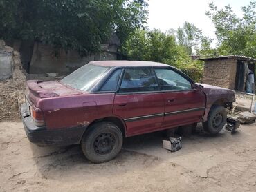 Subaru Legacy: 1992 г., 1.8 л, Механика, Бензин, Седан