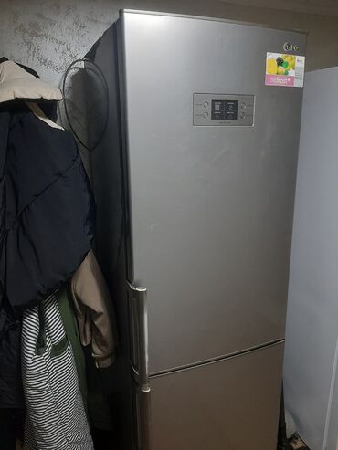 требуется пасуда мойщица: Холодильник LG, Требуется ремонт, Двухкамерный, No frost, 80 * 210 *