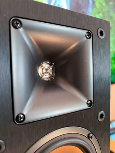 Zvučnici i stereo sistemi: Klipsch R-14M Bookshelf Zvučnici Opis: Klipsch R-14M kompaktni — 5