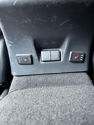 Toyota: Toyota Camry: 2019 г., 2.5 л, Гибрид — 17