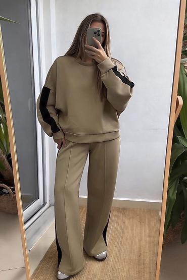 Gornji i donji deo: Komplet trenerka
Nov model
Cena : 3.900 dinara — 6