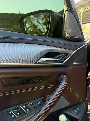 aion v plus: BMW 5 series: 2018 г., 4.4 л, Автомат, Бензин, Седан — 10
