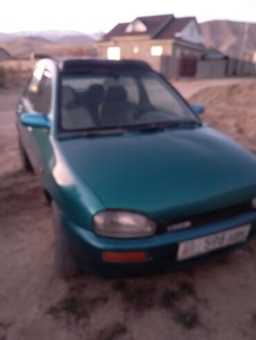 недорогие авто: Mazda 121: 1991 г., 1.3 л, Механика, Бензин