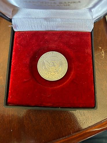 Ostali predmeti za umetnost i kolekcionarstvo: 5 francuskih srebrnih kovanica (2x 1832, 1833, 1838, 1868) 6x pola — 13