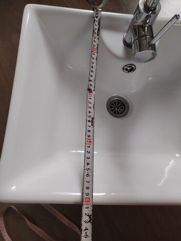 WC šolje i lavaboi: Lavabo sa cesmom izgreban unutra (uslikano — 9