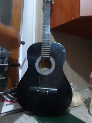 gitara tornado: Klassik gitara, İşlənmiş, Ödənişli çatdırılma
