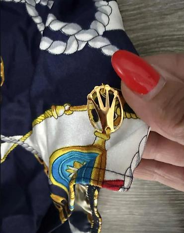 bikini l: Triumph kupaći kostim, imao je zaprljanje od nečeg, koje sam uklonila — 2