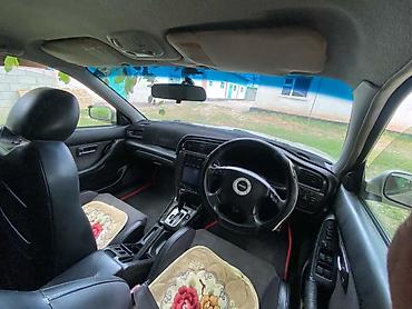 smart open: Subaru Legacy: 2000 г., 2 л, Автомат, Седан — 5