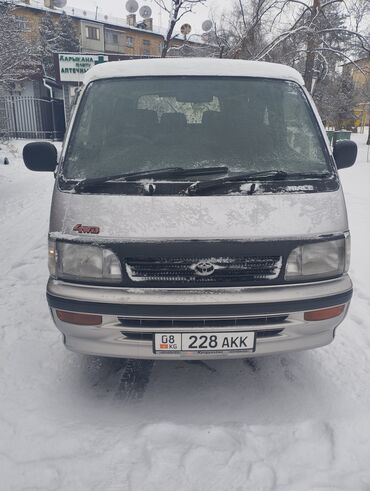 год 1993: Toyota Hiace: 1993 г., 3 л, Автомат, Дизель, Внедорожник