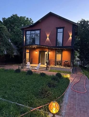 3: 🏡 ПРОДАЁТСЯ ДВУХЭТАЖНЫЙ ДОМ 📍 Район: Беш-Кюнгей ✨ Дом строили для — 1