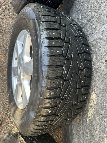 Колеса в сборе: Колеса в сборе 285 / 60 / R 18, Зимняя шипованная, Б/у, Комплект, Внедорожные (АТ/МТ), Литые, отверстий - 5 — 7