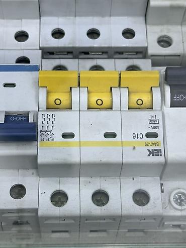 Автоматический выключатель IEK BA47-29, модульный, 3-полюсный