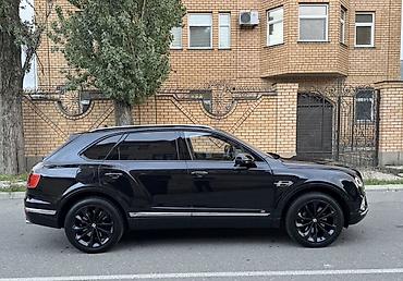 Bentley: Bentley Bentayga: 2017 г., 4 л, Автомат, Бензин, Кроссовер — 4