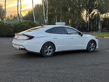 малибу машина цена: Hyundai Sonata: 2022 г., 2 л, Автомат, Газ, Седан — 9