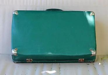 Putni koferi i torbe: Stari, predratni putni zeleni kofer SA KLJUČEM. Stari kofer SA KLJUČEM — 6