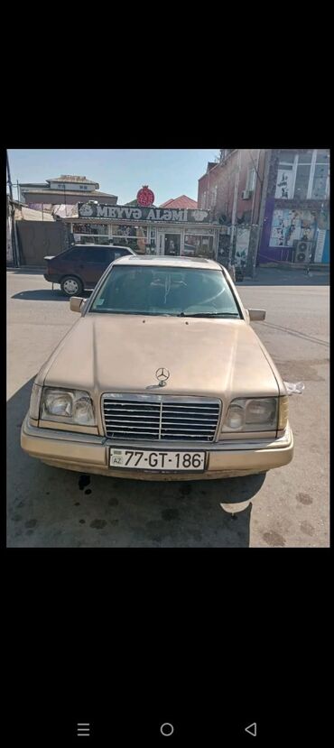 Mercedes-Benz: Mercedes-Benz E 250: 2.5 l | 1989 il Sedan