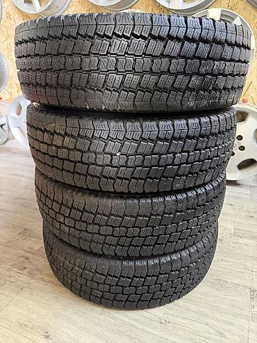 Комплект автомобильных шин 225/70 R16 LT — 4 штуки. Характеристики: -