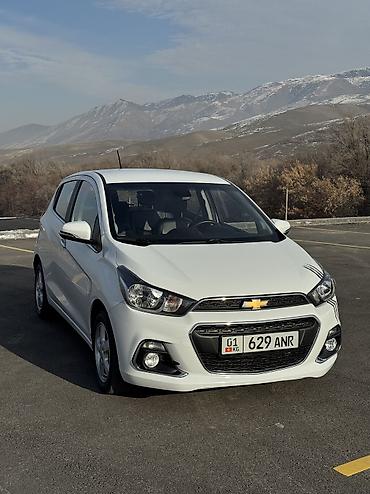 Chevrolet: Chevrolet Spark: 2016 г., 1 л, Вариатор, Бензин, Хэтчбэк — 2