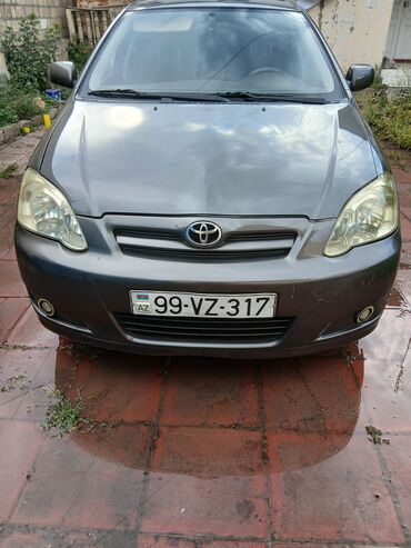 Toyota: Toyota Corolla: 1.6 l | 2004 il Hetçbek — 2